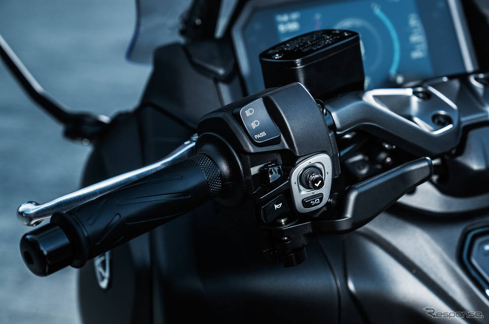ヤマハ TMAX / TMAX TechMAX《photo by Yamaha Motor》