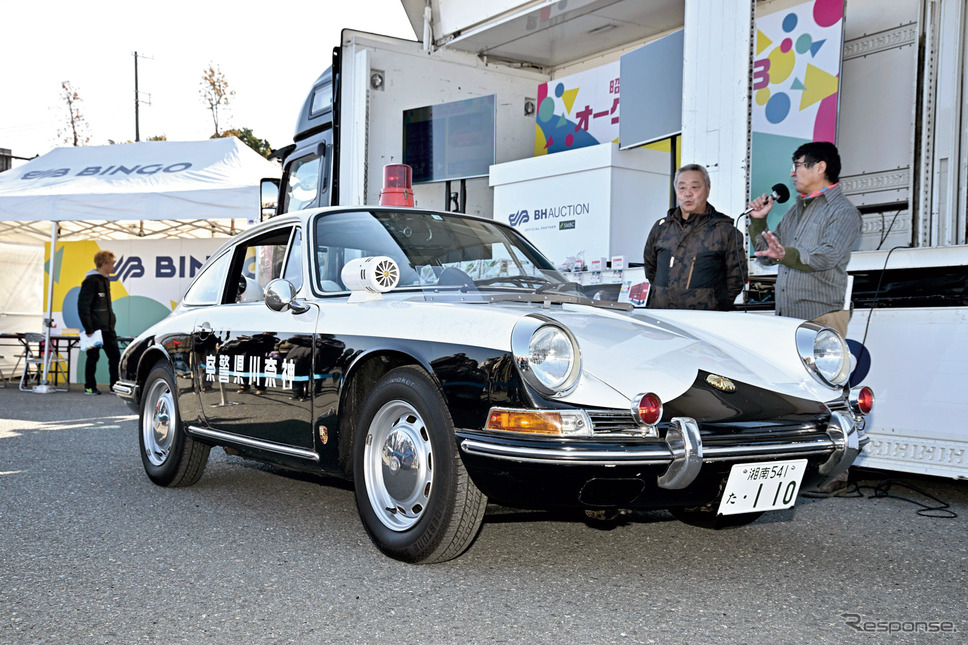 実演体験車両:ポルシェ912 パトロールカー仕様《写真提供 昭和レトロカー万博実行委員会》