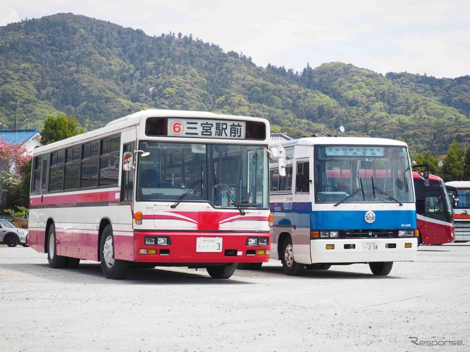 特別展示車両:いすゞKL-LV280N1《写真提供 昭和レトロカー万博実行委員会》