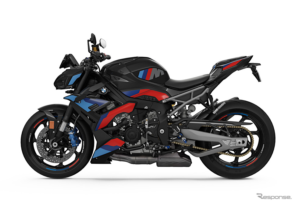 BMW M 1000 R 改良新型《photo by BMW》