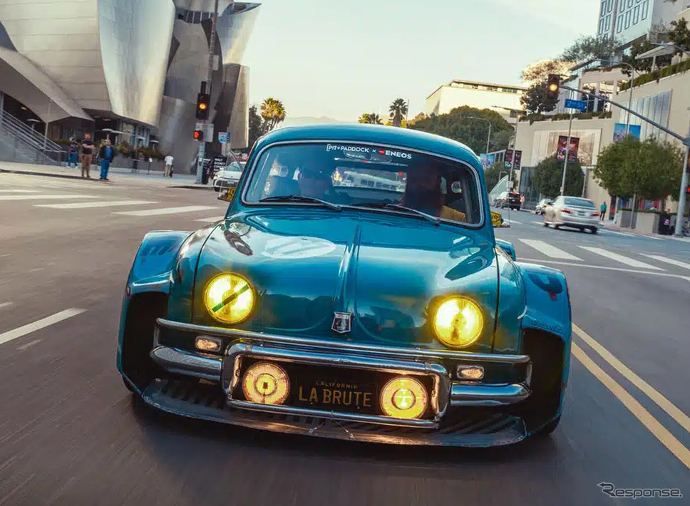 1960年式ルノー・ドフィーヌのカスタマイズモデル《photo by ENEOS》