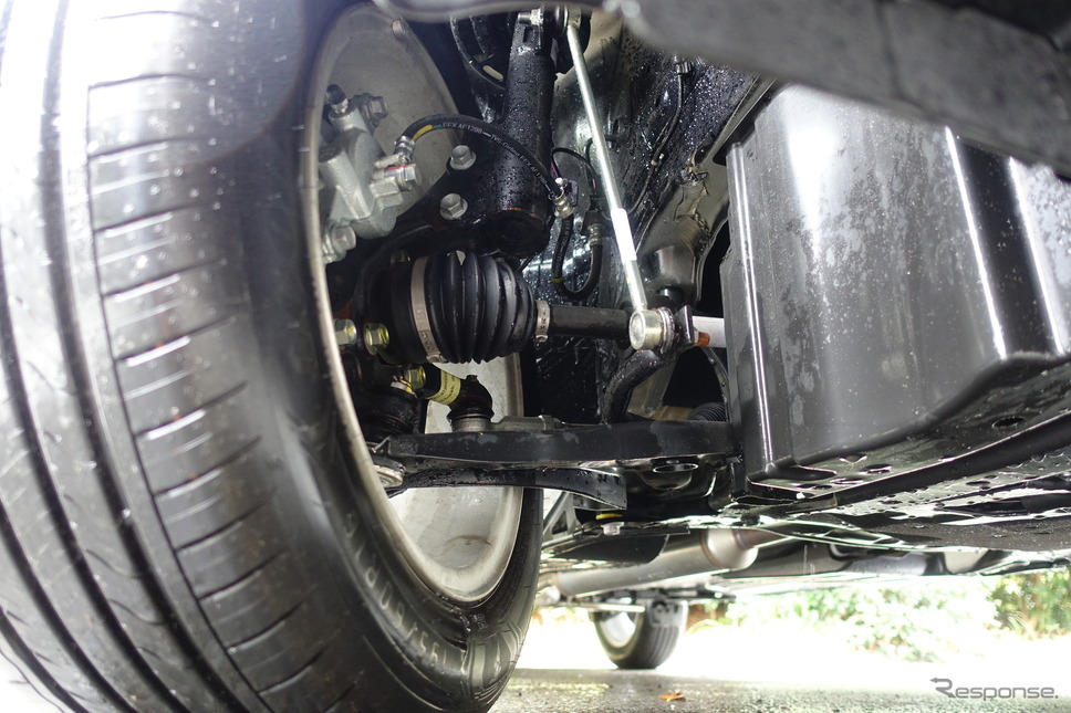 スズキ フロンクス(4WD)のフロント《写真撮影 中村孝仁》