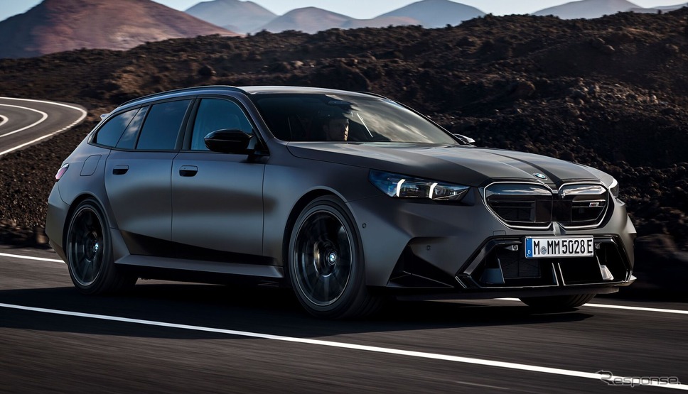 BMW M5ツーリング 新型《photo by BMW》