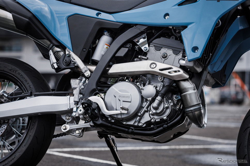スズキの新型スーパーモト『DR-Z4SM』《photo by Suzuki》