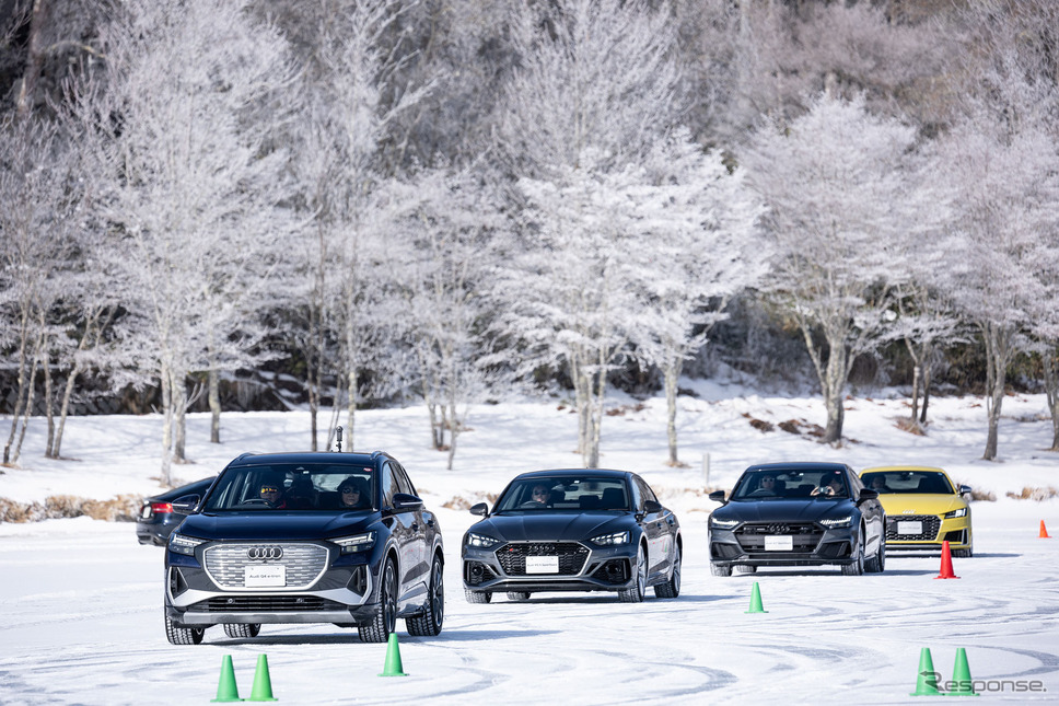 北海道の氷上をアウディで走れる「Audi Snow Park」《写真提供 アウディジャパン》