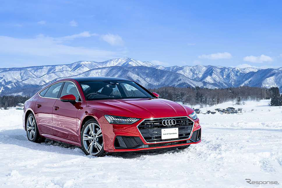 北海道の氷上をアウディで走れる「Audi Snow Park」《写真提供 アウディジャパン》