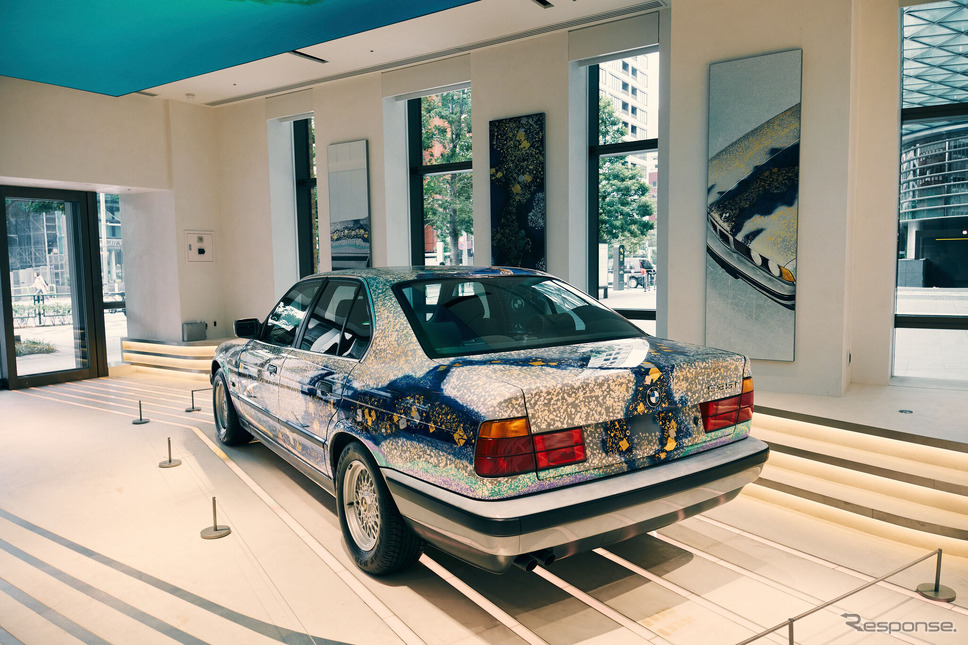 日本画家の加山又造氏によって制作され、1990年にお披露目されたアート車両。ベースはBMW535i《写真提供 BMWグループジャパン》