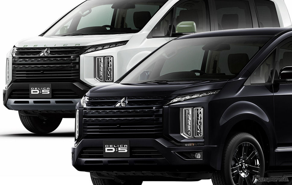 三菱 デリカD:5 BLACK Edition(手前)とCHAMONIX(奥)《写真提供 三菱自動車》