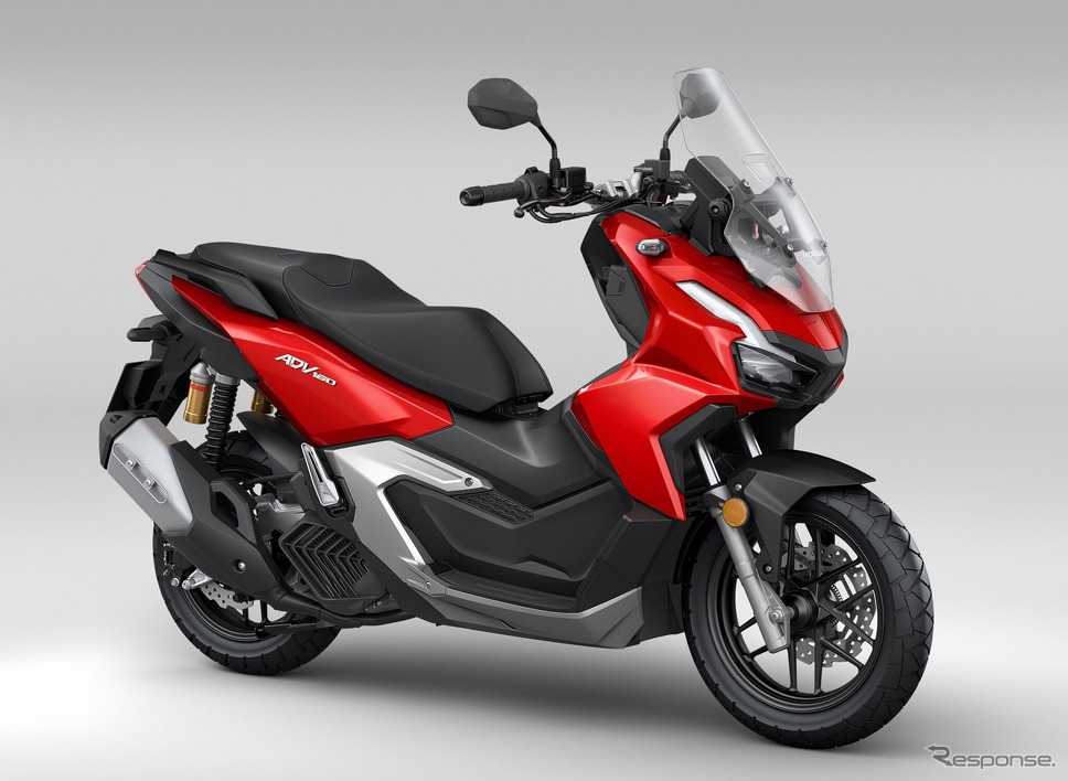 ホンダ ADV160(ミレニアムレッド)《写真提供 ホンダ》