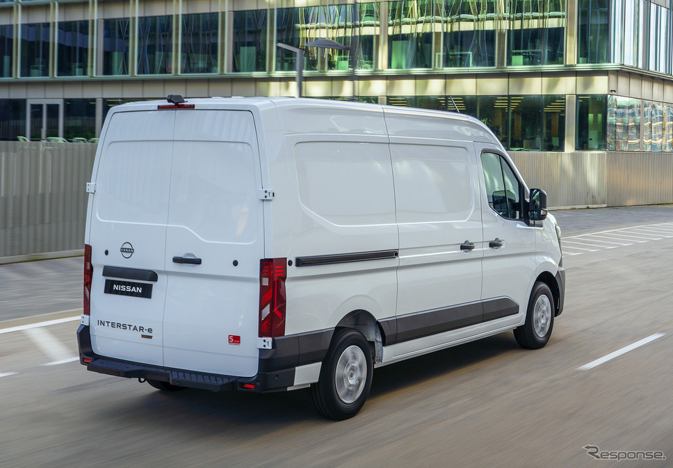 デカい、広い、日産の大型商用車『インタースター』新型、欧州で発売