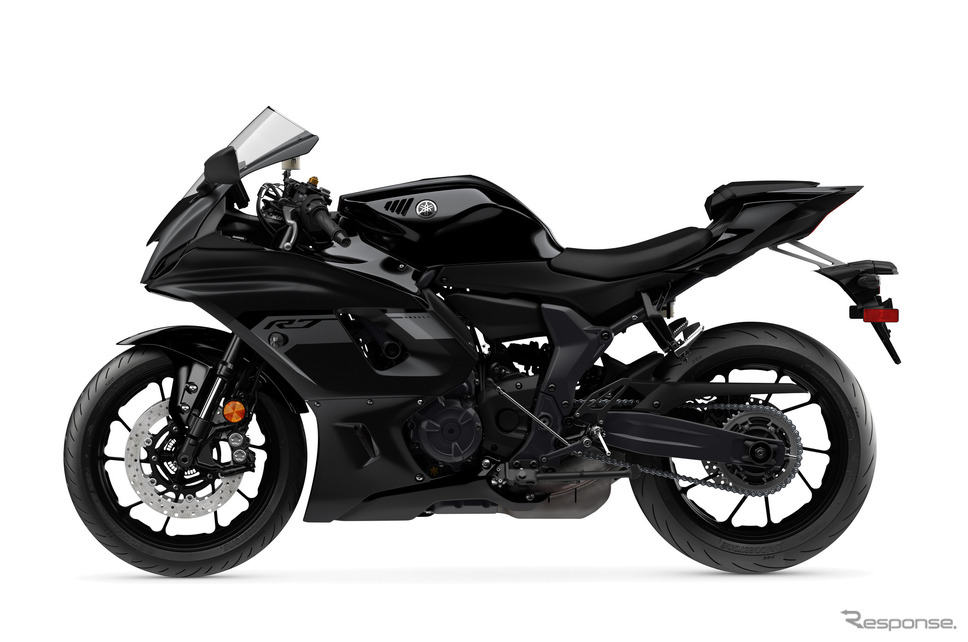 ヤマハ YZF-R7 ABS 2025年モデル(マットダークグレーメタリック6)《写真提供 ヤマハ発動機》