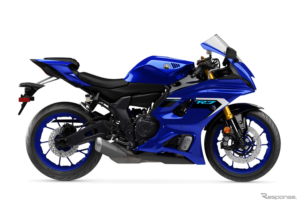 ヤマハ YZF-R7 ABS 2025年モデル(ディープパープリッシュブルーメタリックC)《写真提供 ヤマハ発動機》