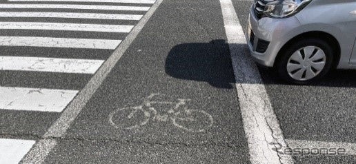 信号機のない横断歩道(イメージ)《写真提供 JAF》