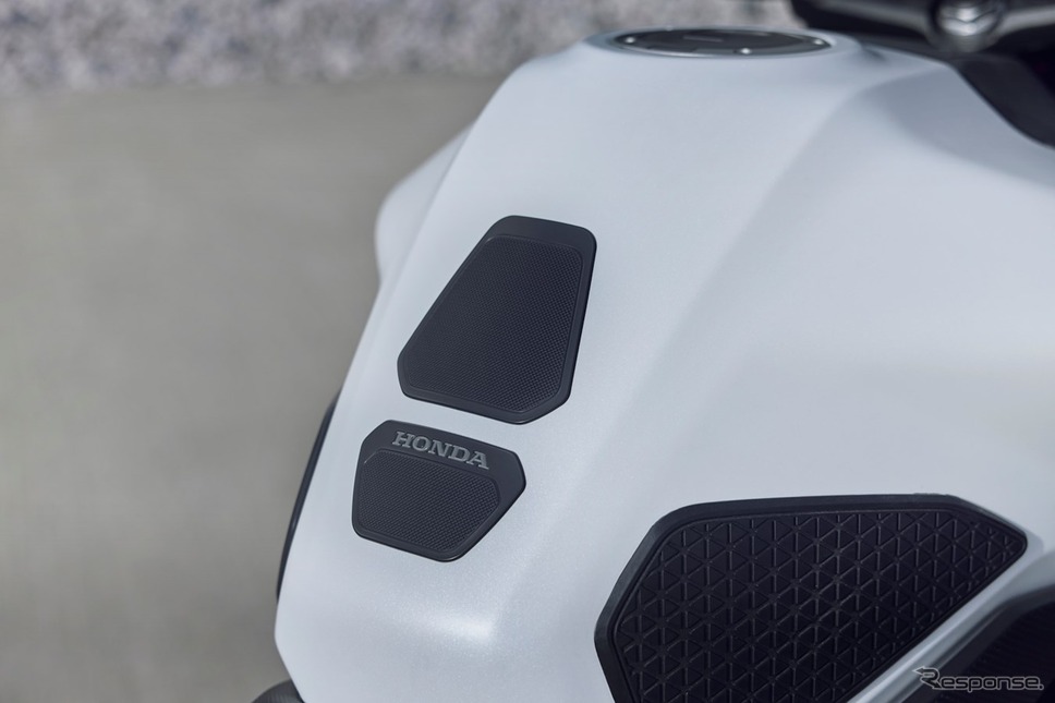 ホンダ CB750ホーネット《photo by Honda》
