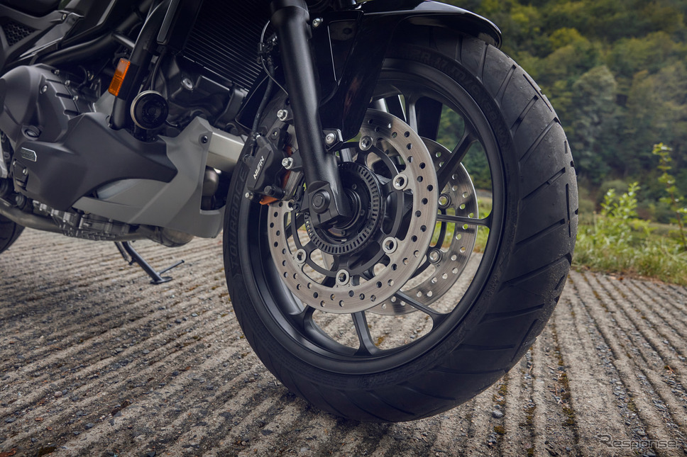 ホンダ NC750X 2025年モデル《photo by Honda》