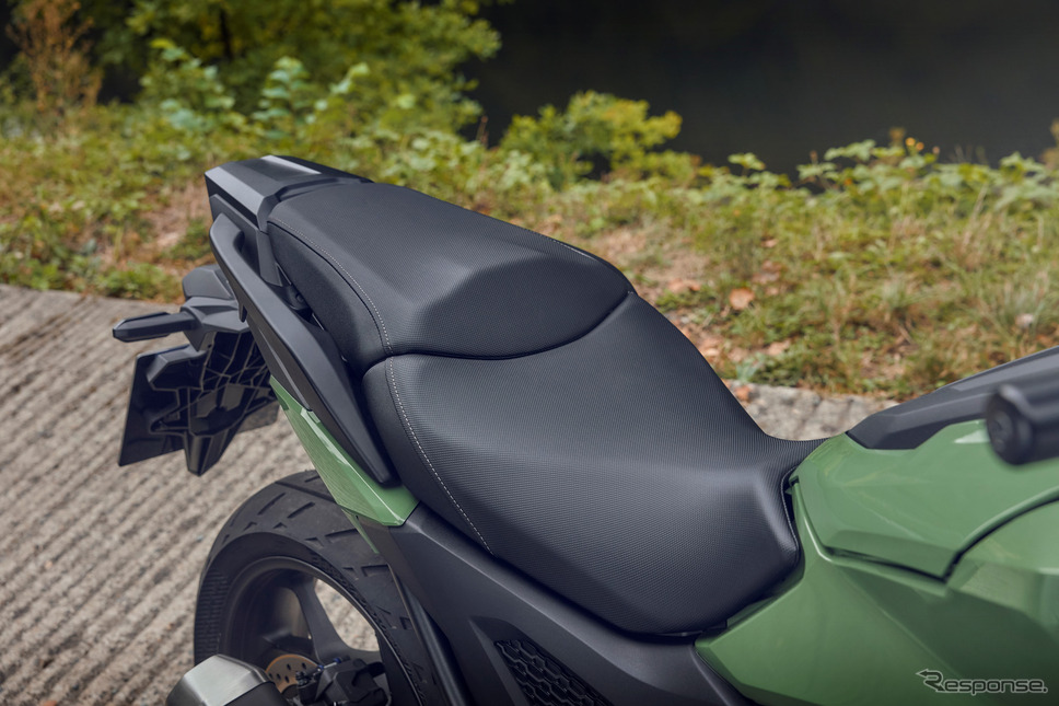 ホンダ NC750X 2025年モデル《photo by Honda》