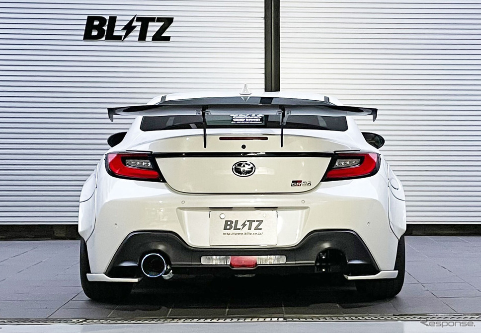 ブリッツのオールチタン製エキゾーストシステム「ニュルスペックF-Ti」《写真提供 BLITZ》