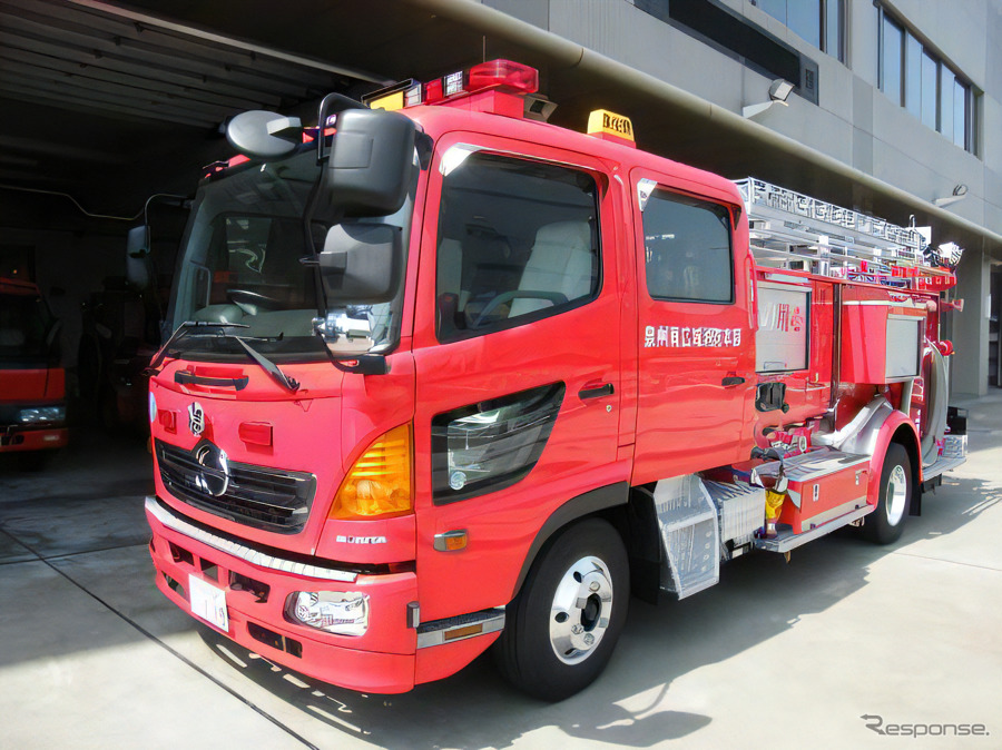 消防車《写真提供 りんくうくるまフェスタ事務局》