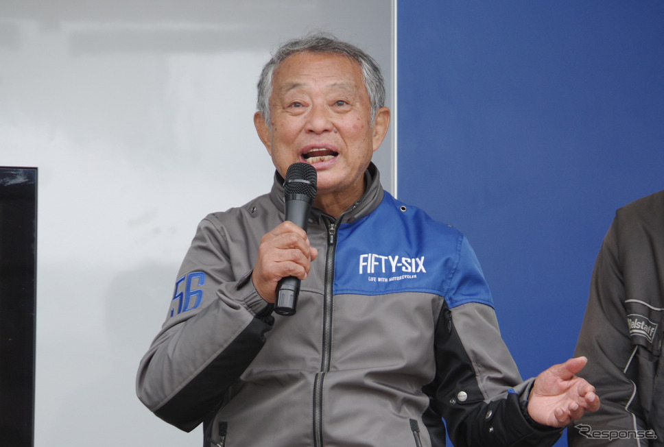 賀曽利隆氏《写真撮影 宮崎壮人》