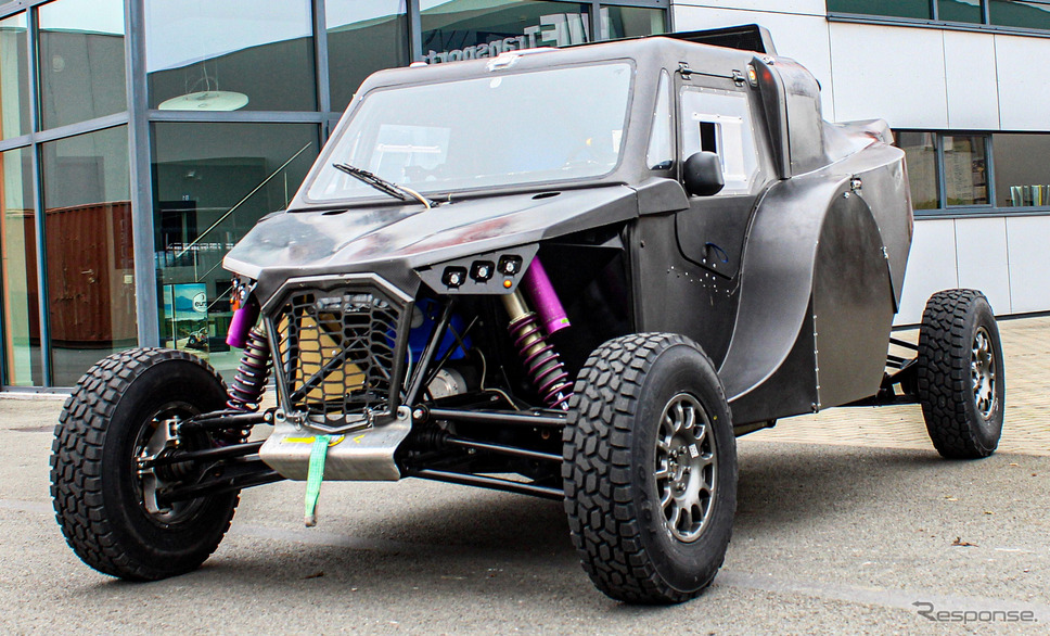 外装仕上げを待つHySE-X2(実車)《写真提供 トヨタ自動車》