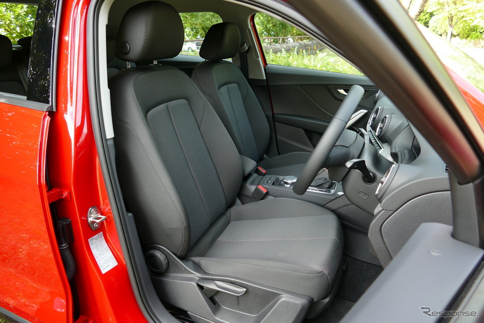 アウディQ2 35 TFSI advanced《写真撮影 島崎七生人》