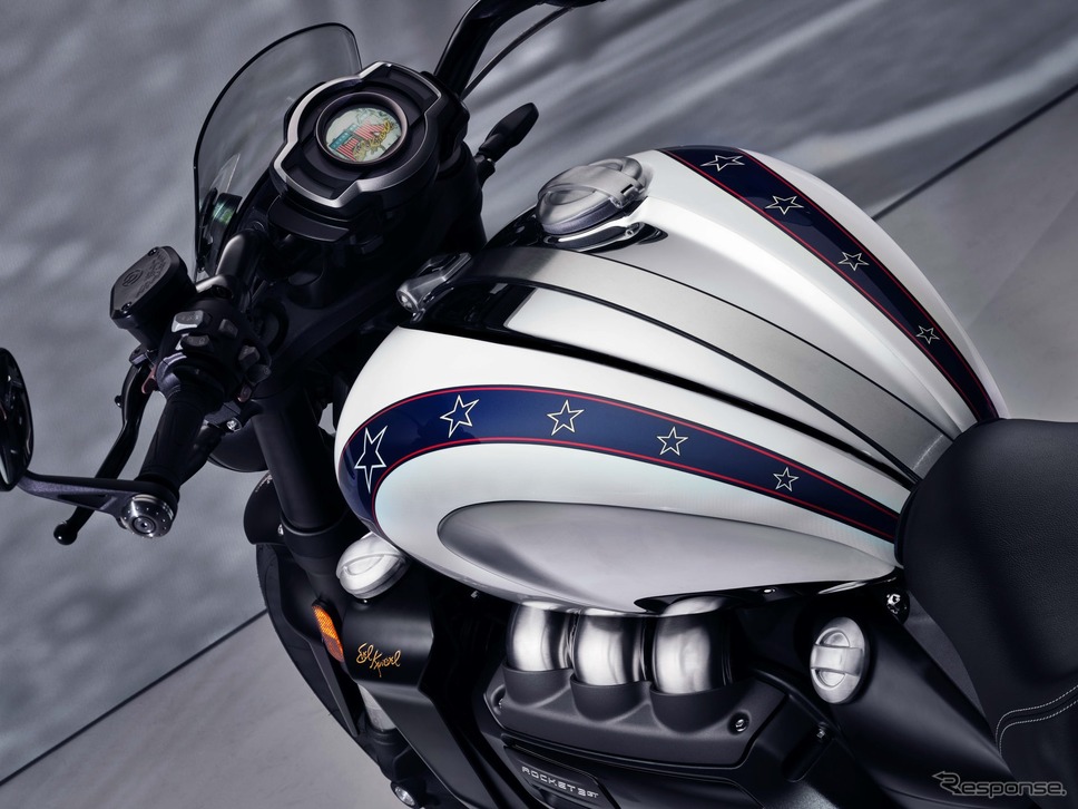 トライアンフ『Rocket 3 R & GT Evel Knievel Limited Editions』《写真提供 トライアンフモーターサイクルズジャパン》