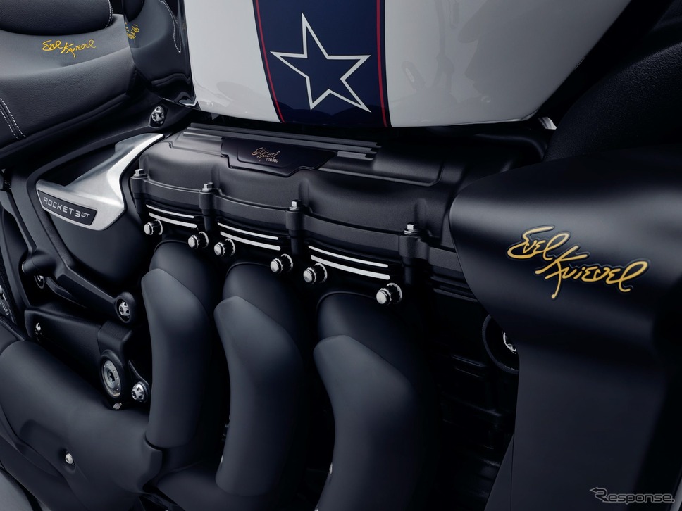 トライアンフ『Rocket 3 R & GT Evel Knievel Limited Editions』《写真提供 トライアンフモーターサイクルズジャパン》