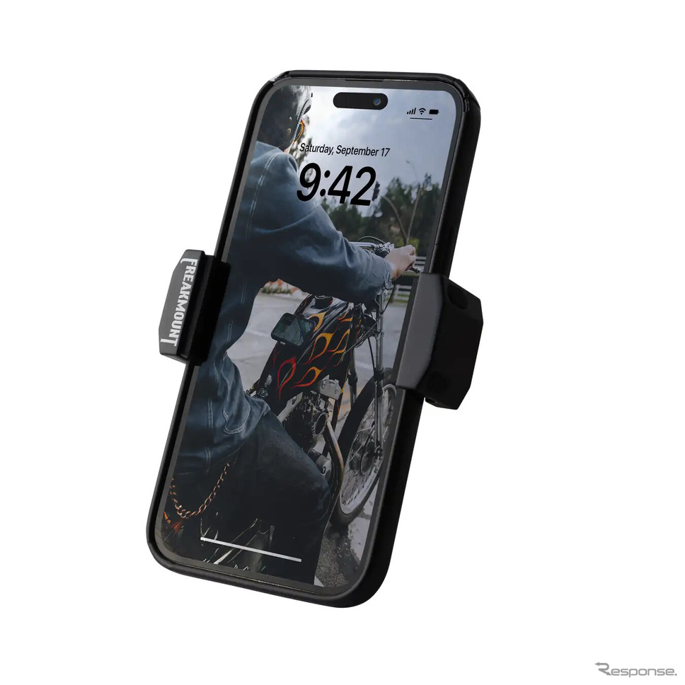 超強力マグネット式バイク用スマホホルダー「FREAKMOUNT2.0」《写真提供 フォーティーントレーディング》