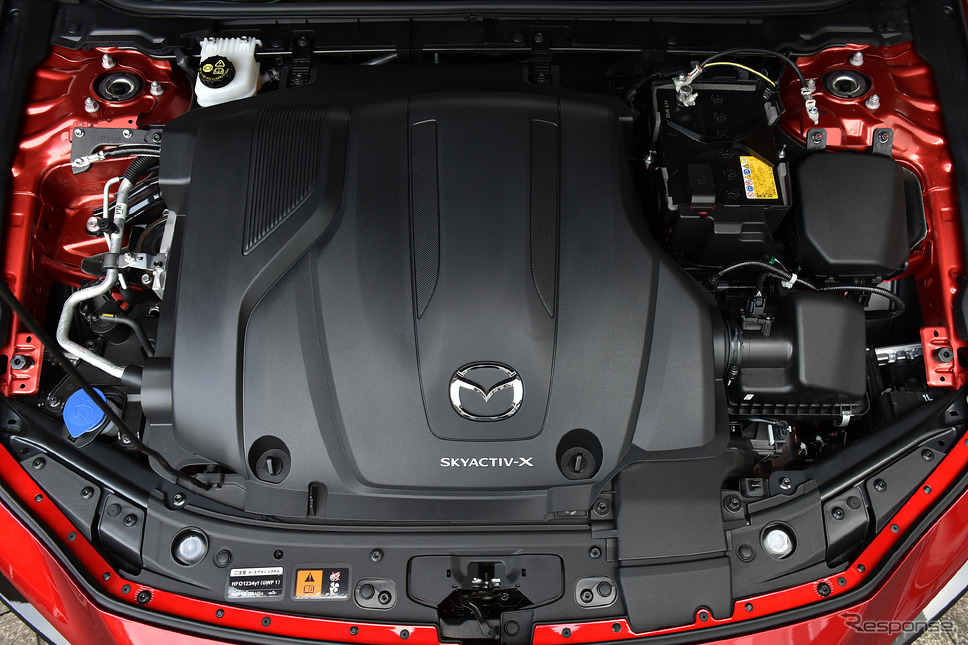 マツダはSKYACTIV-X(写真)に次ぐ新型4気筒エンジン「SKYACTIV-Z」の開発を進めている《写真撮影 中野英幸》