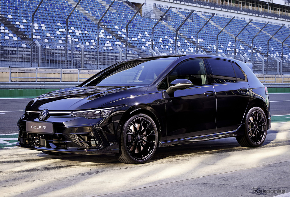 フォルクスワーゲン ゴルフR ブラックエディション《photo by VW》