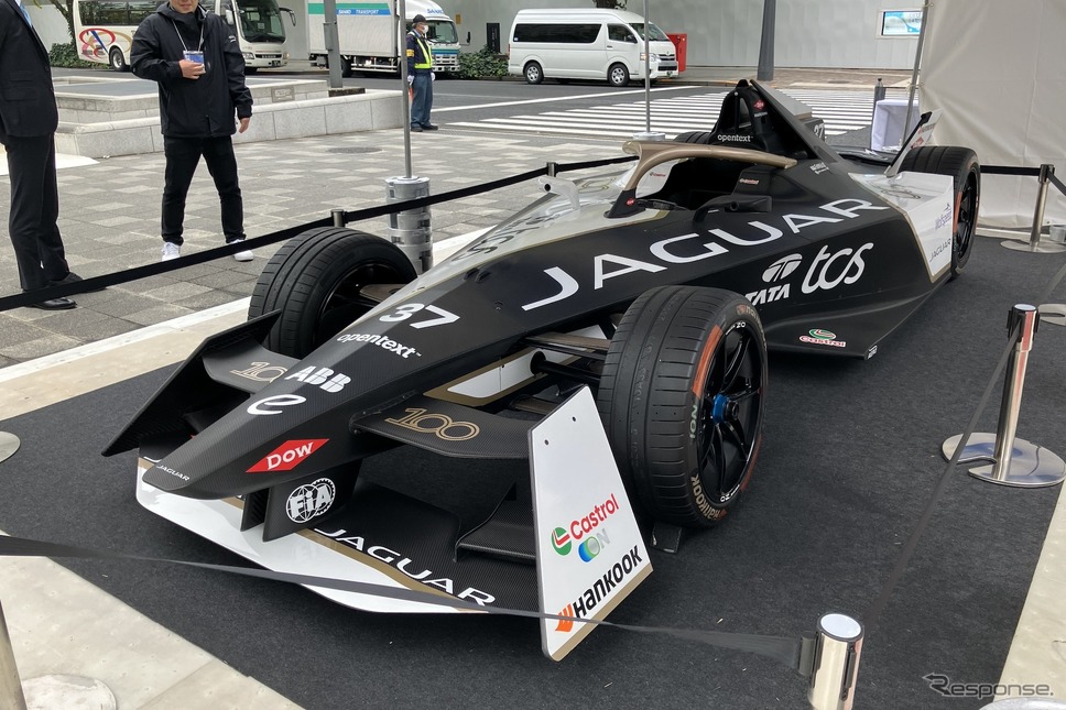 JAIAカーボンニュートラル促進イベント in 東京:行幸通り《写真撮影 高木啓》