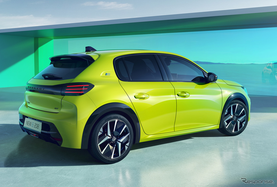 プジョー e-208 改良新型《photo by PEUGEOT》