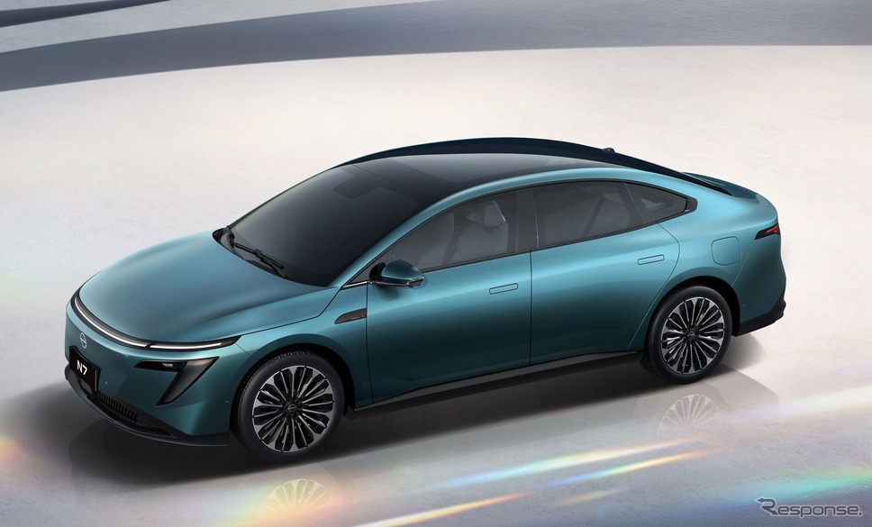 東風日産が広州モーターショーで初公開した電動セダン『N7』《photo by Nissan》