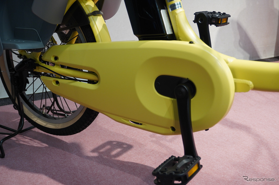ヤマハの子乗せモデルの新型電動アシスト自転車『PAS babby』『PAS kiss』《写真撮影 宮崎壮人》