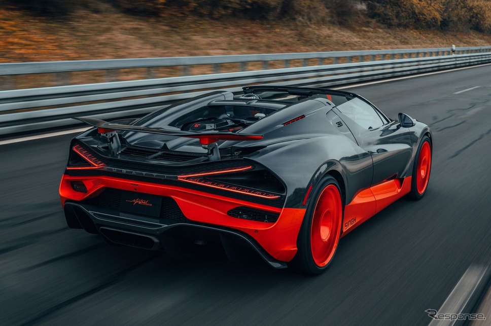ブガッティ『W16ミストラル』が453.91km/hを計測してオープンカー最高速世界記録を更新《photo by Bugatti》