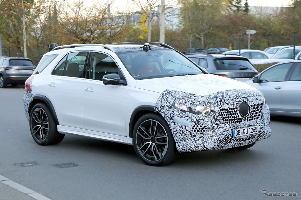 メルセデスベンツ GLE 改良新型のプロトタイプ《APOLLO NEWS SERVICE》