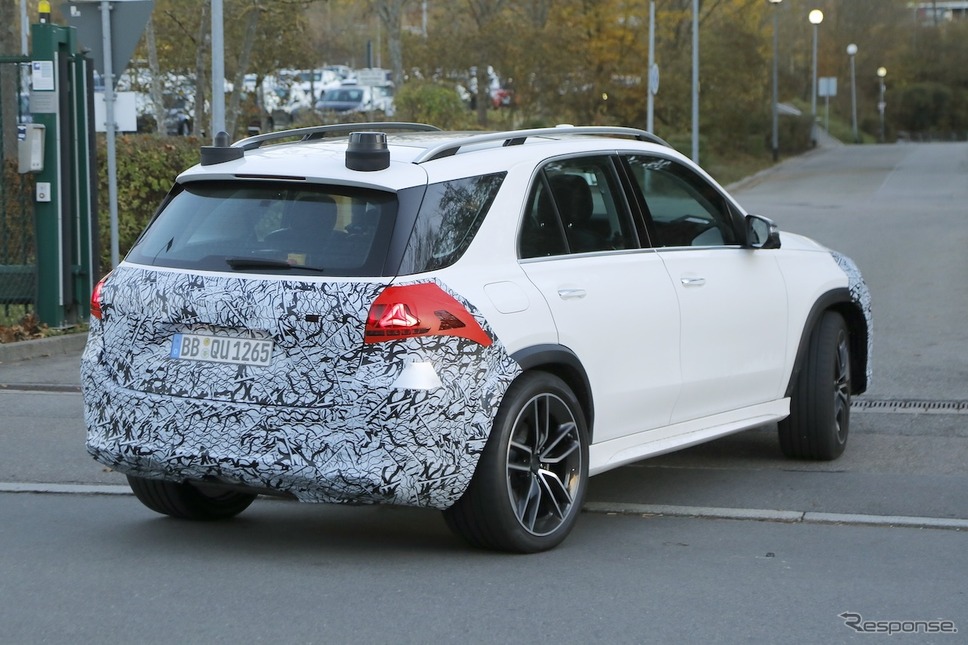 メルセデスベンツ GLE 改良新型のプロトタイプ《APOLLO NEWS SERVICE》