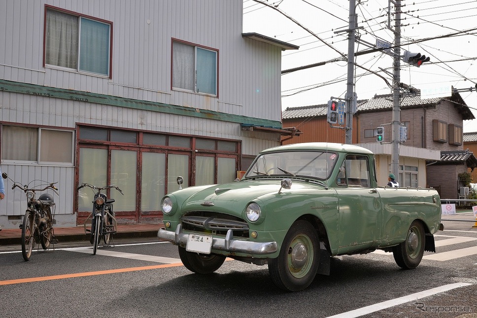 昭和の名車とワーゲンがぎっしり…茨城県の江戸崎商店街でホコ天