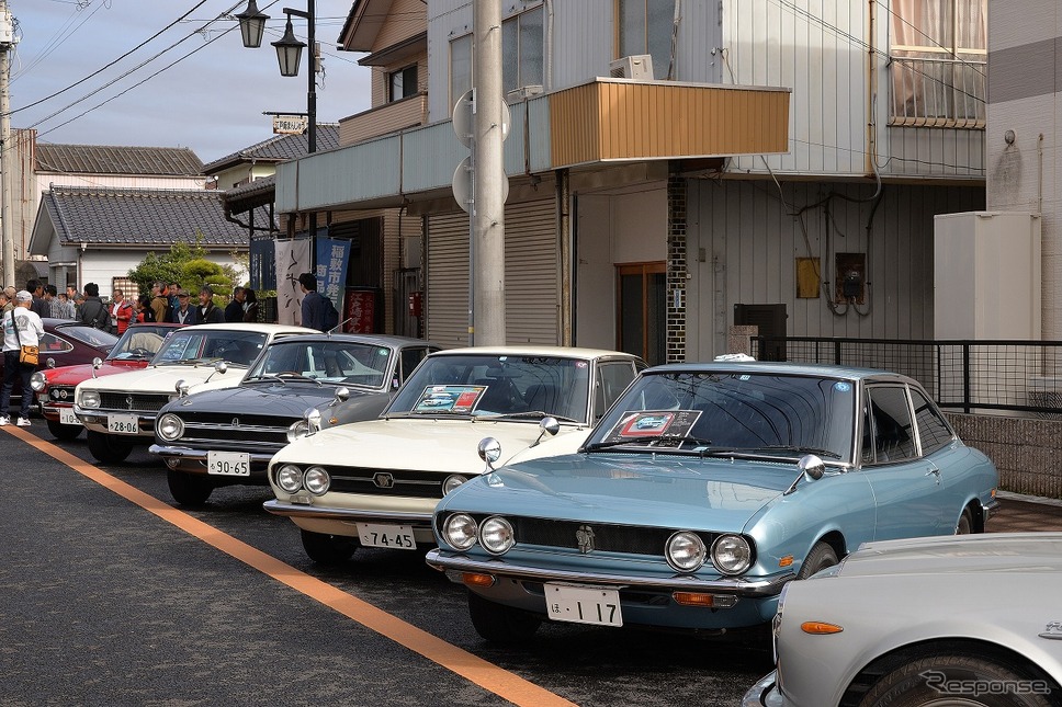 昭和の名車とワーゲンがぎっしり…茨城県の江戸崎商店街でホコ天