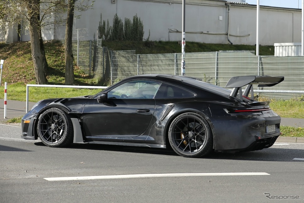 ポルシェ 911 GT3 RS 改良新型のプロトタイプ《APOLLO NEWS SERVICE》