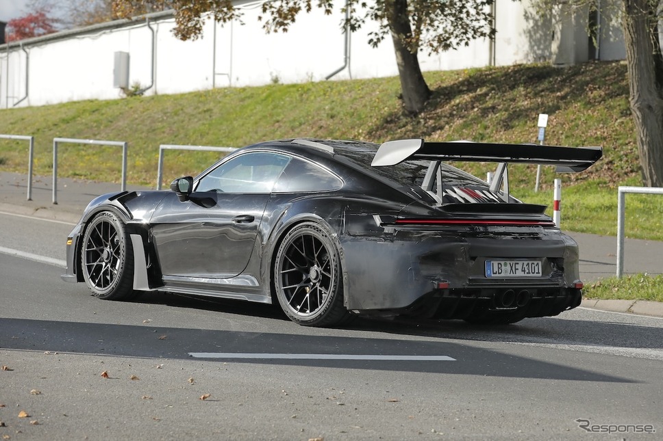 ポルシェ 911 GT3 RS 改良新型のプロトタイプ《APOLLO NEWS SERVICE》