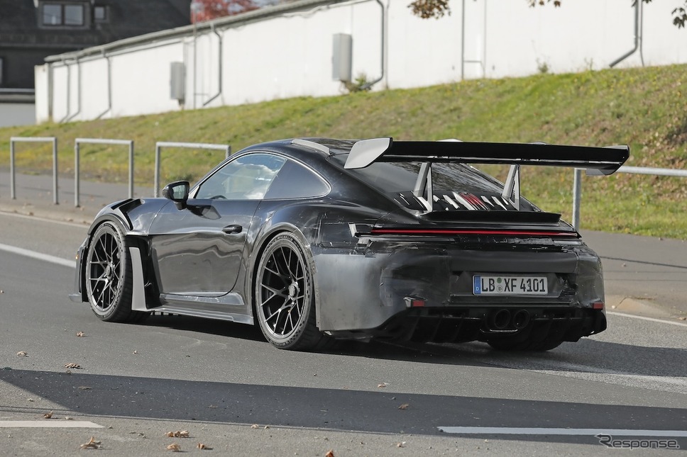ポルシェ 911 GT3 RS 改良新型のプロトタイプ《APOLLO NEWS SERVICE》