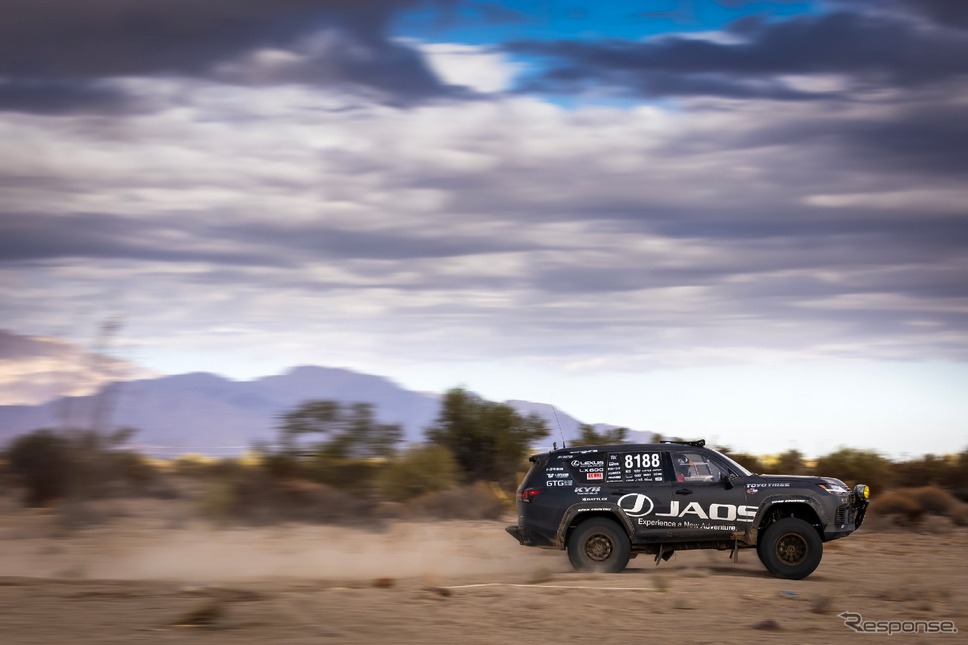 JAOSが「SCORE World Desert Championship 57th SCORE BAJA 1000」でクラス優勝《写真提供 JAOS》