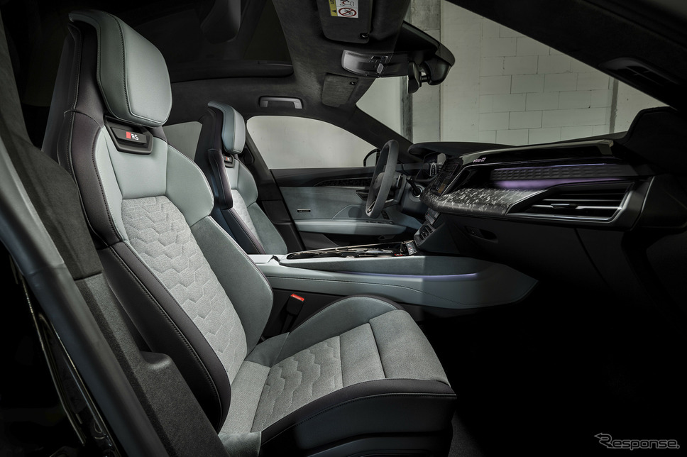 アウディ RS e-tron GTパフォーマンス《photo by Audi》