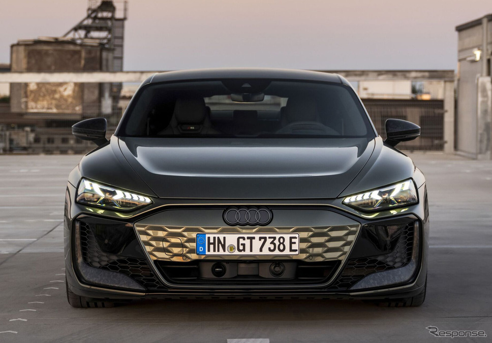アウディ RS e-tron GTパフォーマンス《photo by Audi》