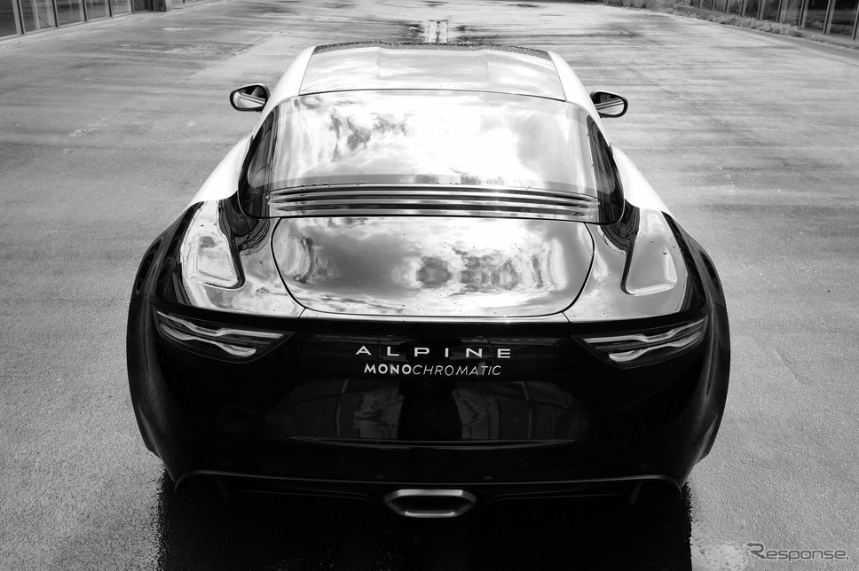 アルピーヌA110「モノクロマティック」《photo by Alpine》