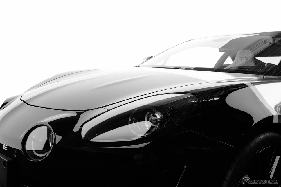 アルピーヌA110「モノクロマティック」《photo by Alpine》