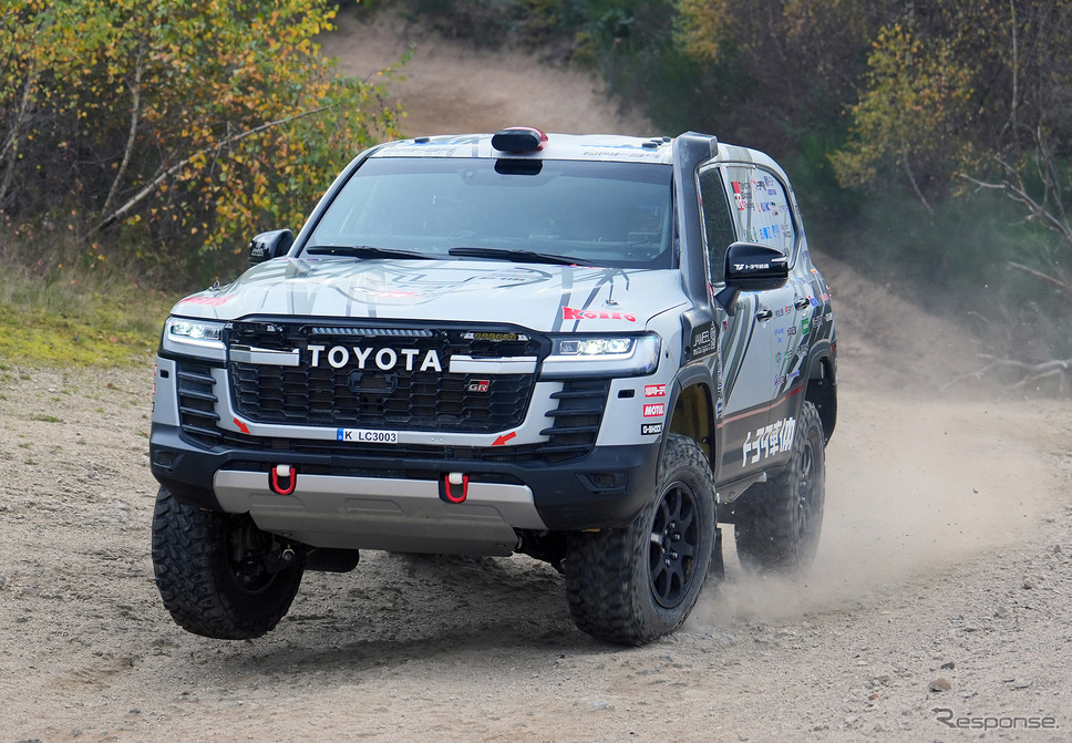 TLCのランドクルーザー300 GR SPORT《photo by Toyota》