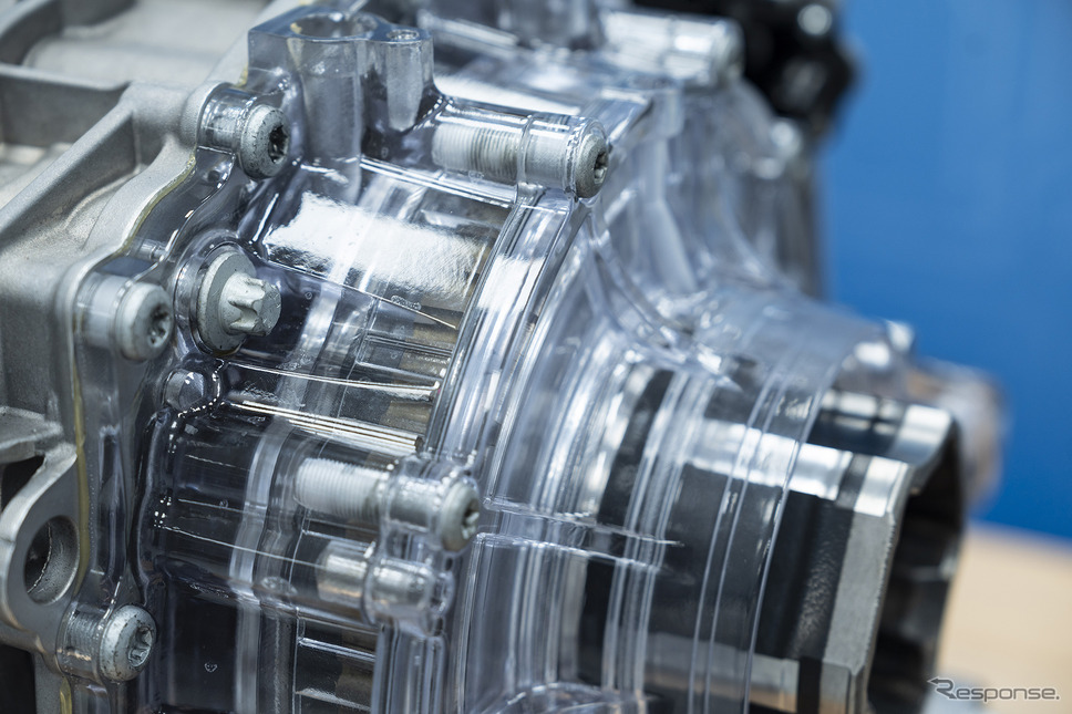 メルセデスベンツが開発を進めるEV向けの「インドライブブレーキ(IN-DRIVE BRAKE)」《photo by Mercedes-Benz》