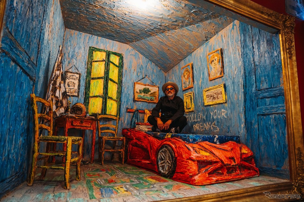 現代アーティストMr Brainwashによる新展示『Cars Are Beautiful: Mr Brainwash @ the Petersen』《photo by Petersen Automotive Museum》